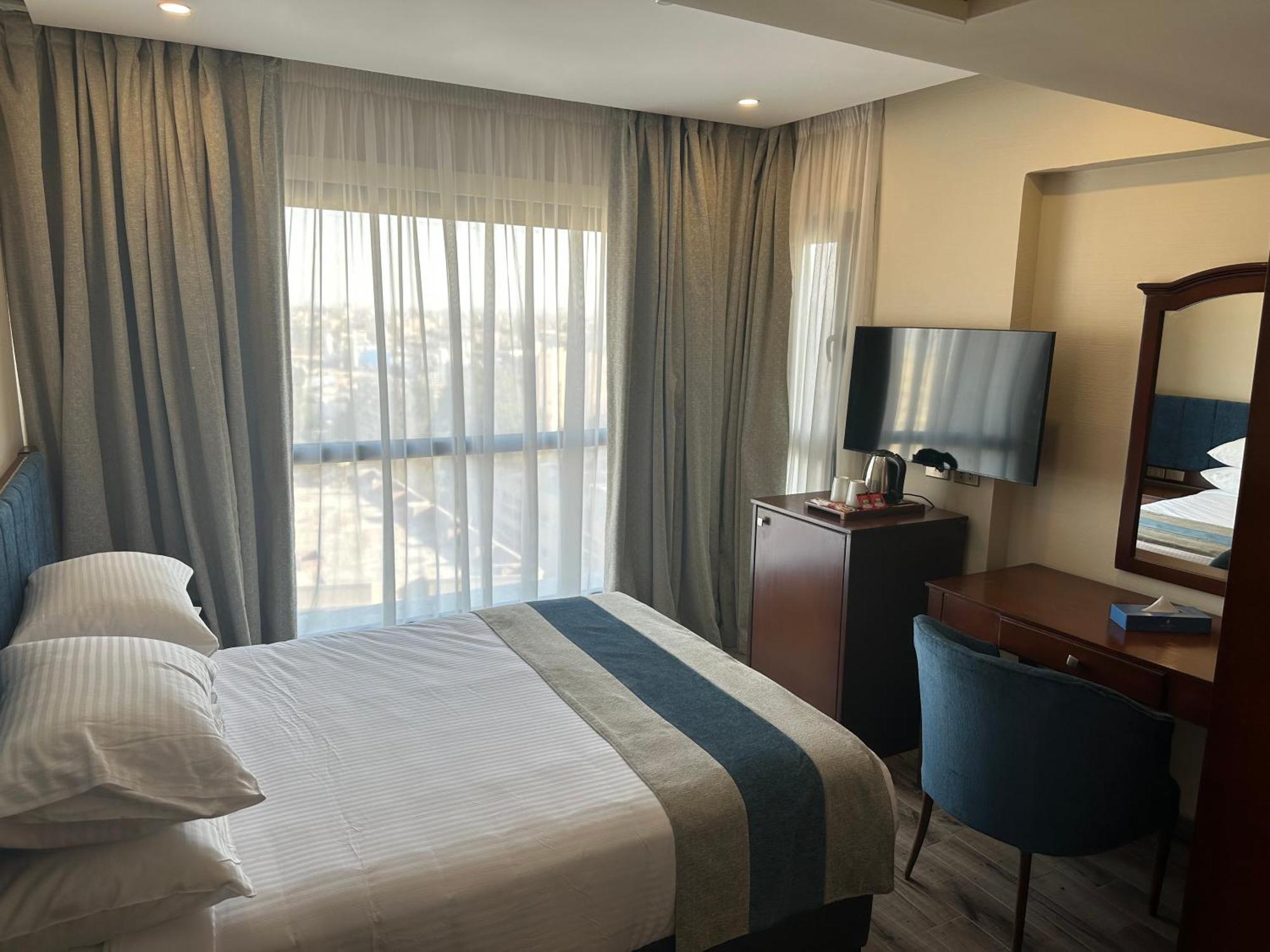 Stay Inn Pyramids Hotel Al Kawm al Akhdar Exteriör bild